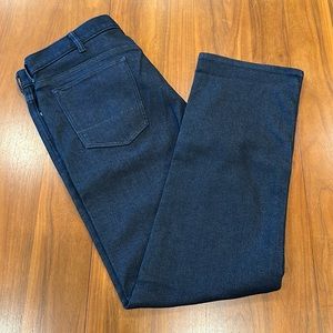 Banana Republic Traveler Jean - Size 38 x 32